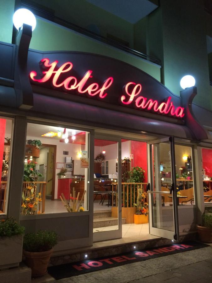 Hotel Sandra Gatteo a Mare Zewnętrze zdjęcie