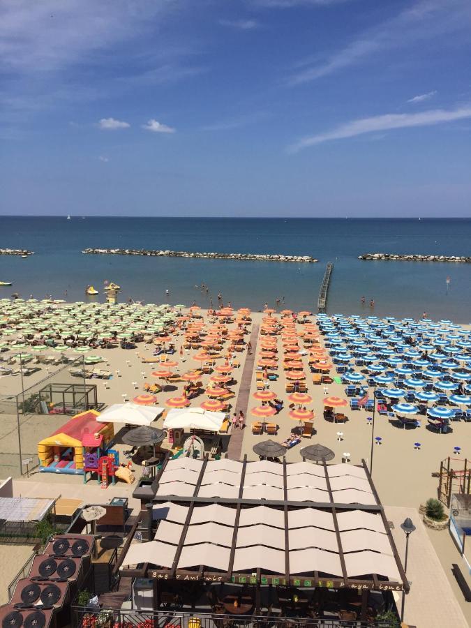Hotel Sandra Gatteo a Mare Zewnętrze zdjęcie