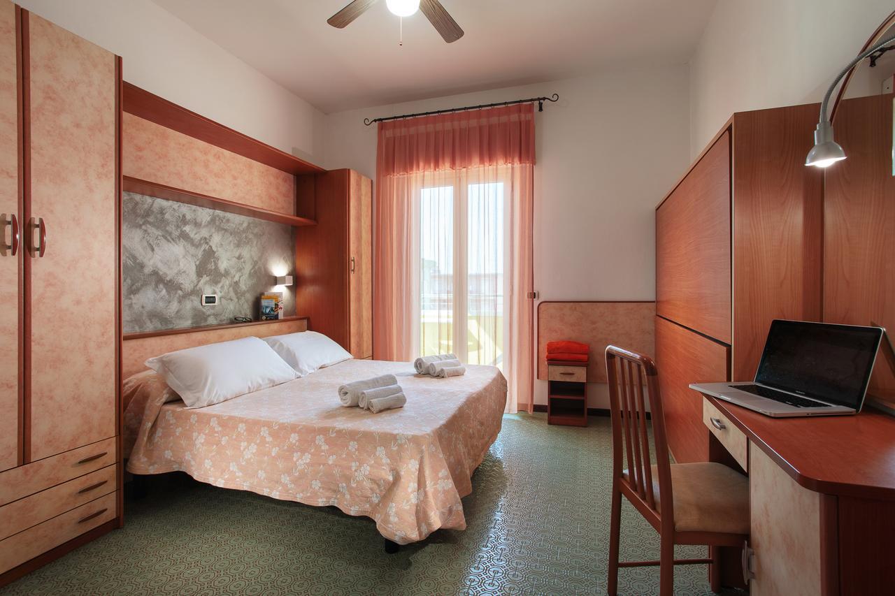 Hotel Sandra Gatteo a Mare Zewnętrze zdjęcie