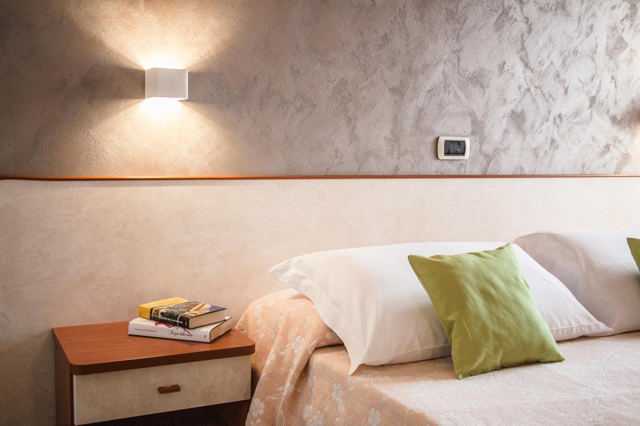 Hotel Sandra Gatteo a Mare Zewnętrze zdjęcie