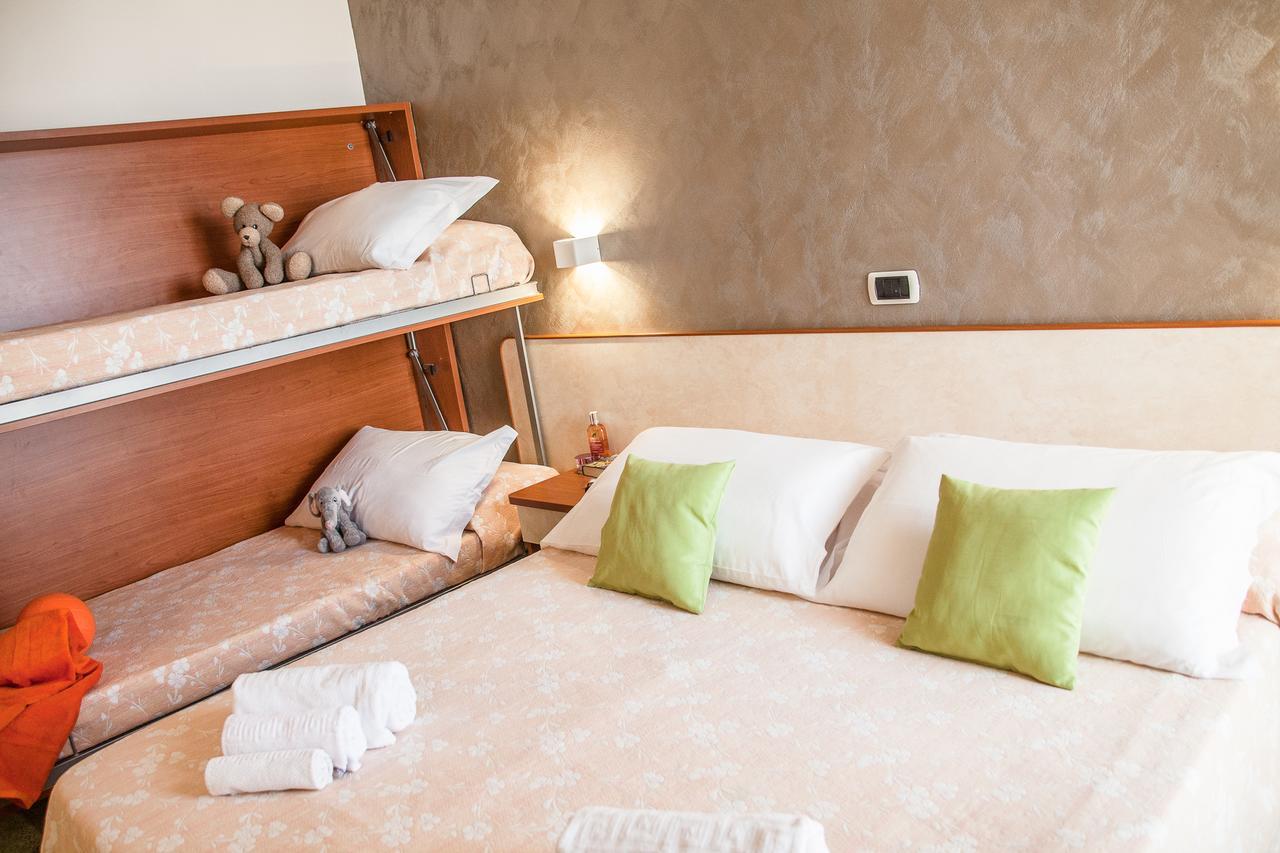 Hotel Sandra Gatteo a Mare Zewnętrze zdjęcie