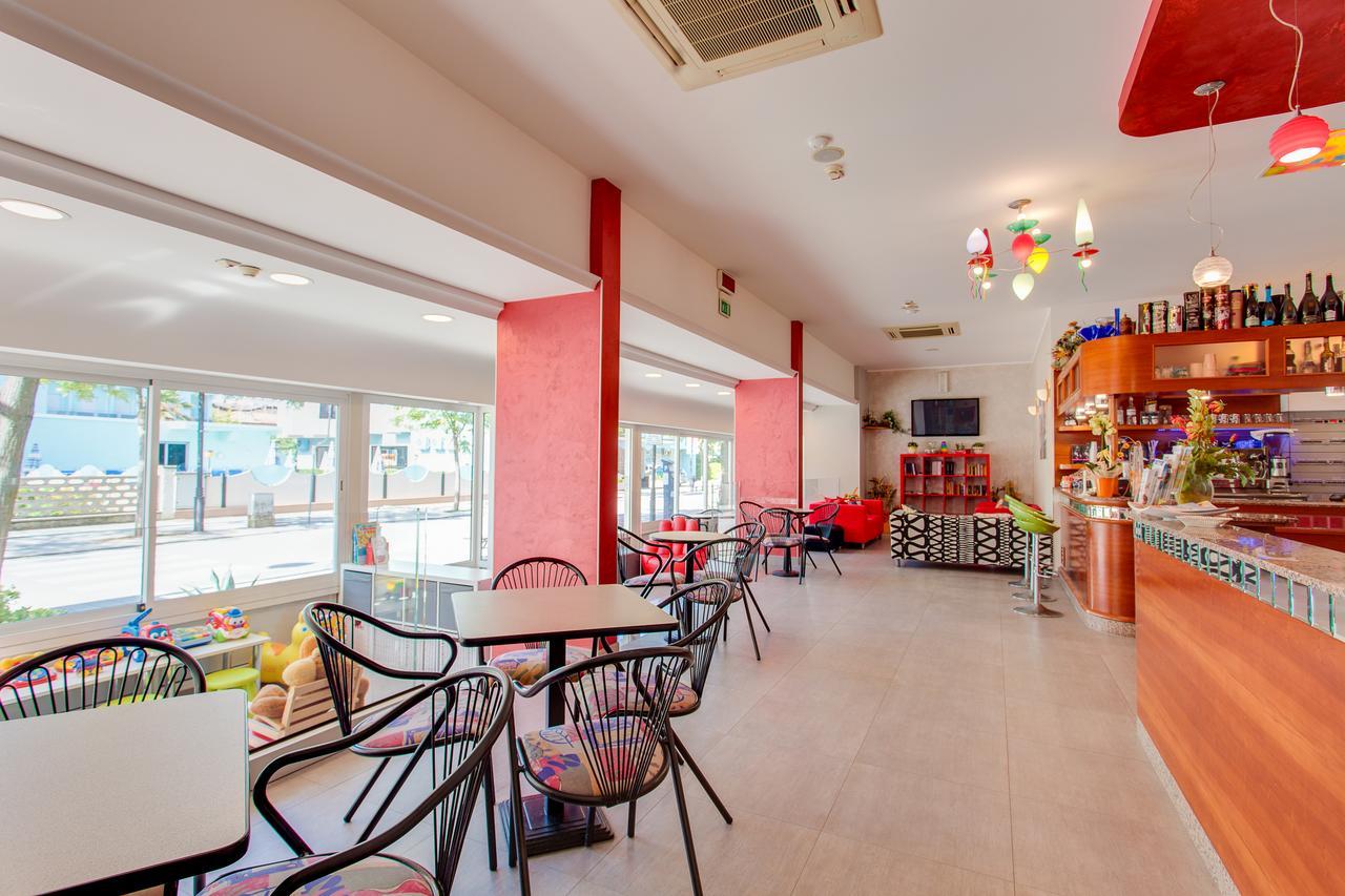 Hotel Sandra Gatteo a Mare Zewnętrze zdjęcie